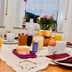 Apartament Leitges *